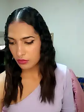 Snapshot of Lanna_hott_ chatting on March 19, 2025, 7:27 pm Lanna hott  online show from March 19, 2025, 7:27 pm