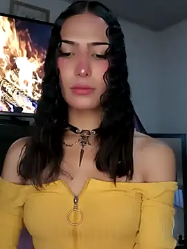 Snapshot of Lanna_hott_ chatting on October 5, 2025, 11:19 am Lanna hott  online show from October 5, 2025, 11:19 am