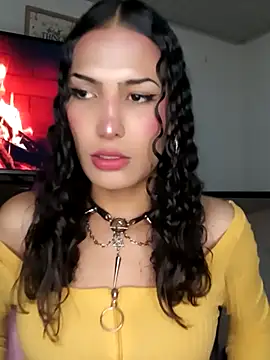 Snapshot of Lanna_hott_ chatting on November 10, 2025, 10:53 pm Lanna hott online show from November 10, 2025, 10:53 pm