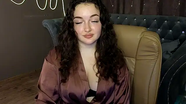 GloriNichols online show from January 24, 2025, 1:25 pm