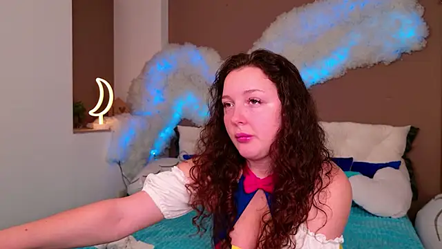 GloriNichols online show from October 27, 2025, 7:12 am