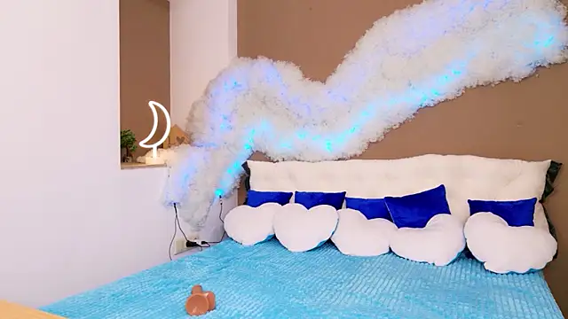 GloriNichols online show from November 3, 2025, 6:25 am