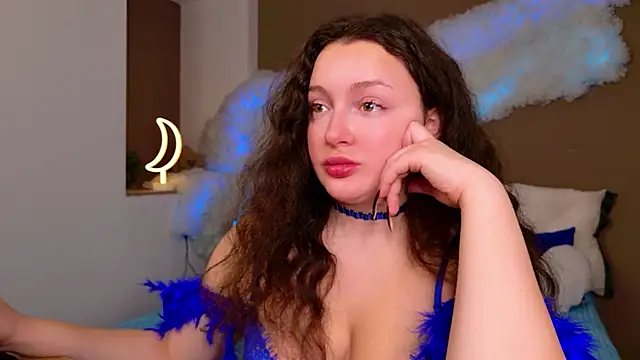 GloriNichols online show from November 14, 2025, 6:34 am