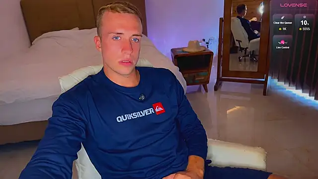 Snapshot of tommy_cumfinger chatting on November 10, 2025, 8:24 am tommy cumfinger online show from November 10, 2025, 8:24 am