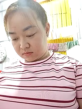 Snapshot of VyOanh2K chatting on November 23, 2025, 7:08 am VyOanh2K online show from November 23, 2025, 7:08 am