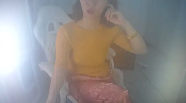 Snapshot of Susu204 chatting on February 20, 2025, 1:19 pm Susu204 online show from February 20, 2025, 1:19 pm