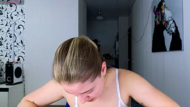 Yassyaaa online show from October 15, 2025, 6:24 am