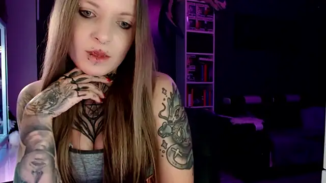 Snapshot of InesGold chatting on February 22, 2025, 6:30 pm InesGold online show from February 22, 2025, 6:30 pm