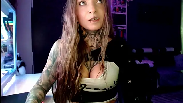 Snapshot of InesGold chatting on February 24, 2025, 10:26 am InesGold online show from February 24, 2025, 10:26 am