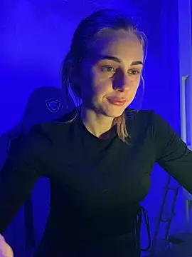 GraceTorrez online show from January 6, 2025, 10:15 pm