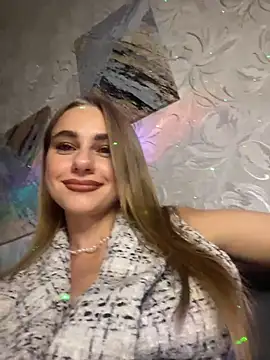 GraceTorrez online show from September 23, 2025, 8:34 pm