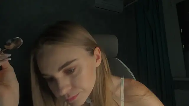 GraceTorrez online show from December 2, 2025, 4:46 pm