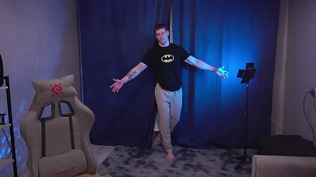 Bruno Banani online show from November 23, 2025, 2:39 pm