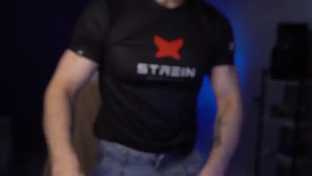 Bruno Banani online show from December 3, 2025, 5:22 pm