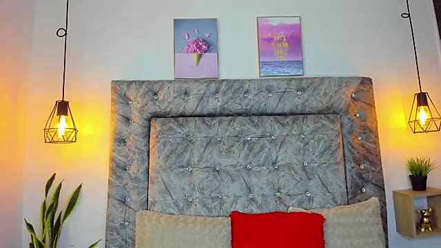 Snapshot of sweet_abby1 chatting on February 25, 2025, 12:34 pm sweet abby1 online show from February 25, 2025, 12:34 pm