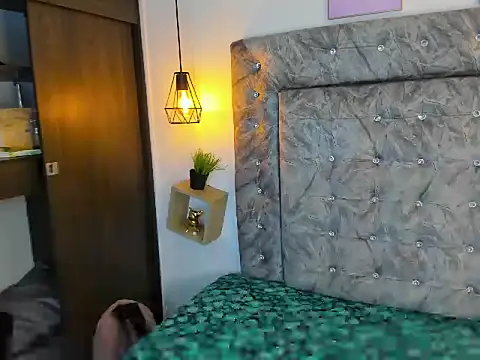 Snapshot of sweet_abby1 chatting on September 11, 2025, 12:05 pm sweet abby1 online show from September 11, 2025, 12:05 pm