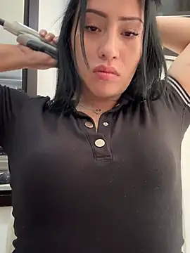 Snapshot of Sara_luna_ chatting on March 13, 2025, 2:55 pm Sara luna online show from March 13, 2025, 2:55 pm