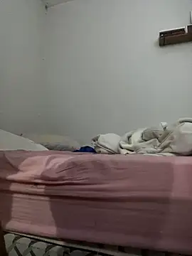 Snapshot of sammoura01 chatting on November 7, 2025, 3:17 am sammoura01 online show from November 7, 2025, 3:17 am