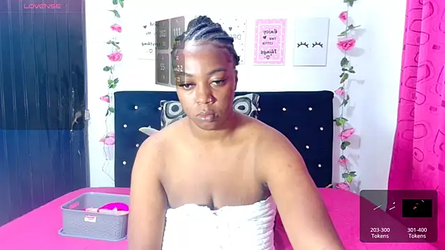 CiaraEbony online show from October 1, 2025, 9:04 am