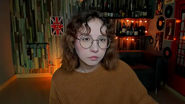 JasmineMilko online show from December 2, 2025, 5:02 am