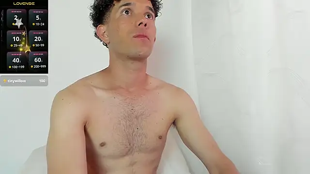 Snapshot of hghilltop chatting on January 2, 2025, 9:50 pm hghilltop online show from January 2, 2025, 9:50 pm