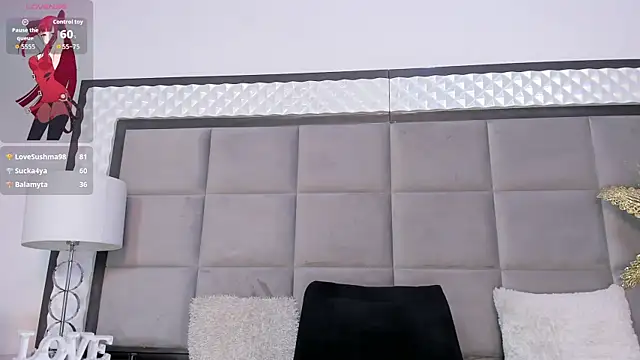 Snapshot of OliviaBurning chatting on September 12, 2025, 11:04 pm OliviaBurning online show from September 12, 2025, 11:04 pm