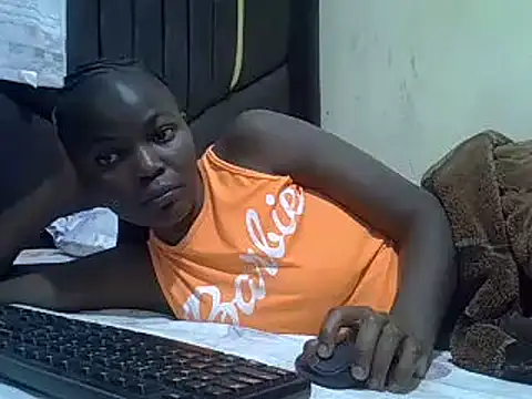 Snapshot of pretty_vivy chatting on March 5, 2025, 4:02 am pretty vivy online show from March 5, 2025, 4:02 am