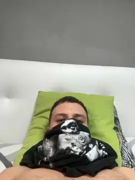 Snapshot of yayaya55598 chatting on January 19, 2025, 4:36 pm yayaya55598 online show from January 19, 2025, 4:36 pm