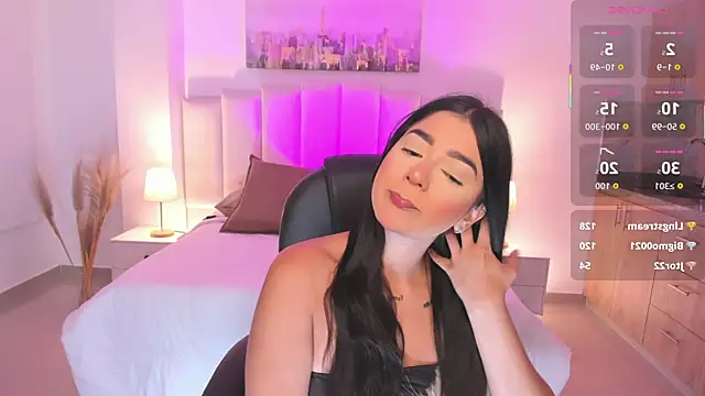 amelie jhons online show from November 5, 2025, 7:58 pm