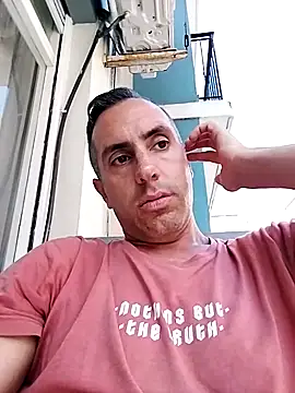 Snapshot of HELL_FIRE chatting on February 7, 2025, 2:26 pm HELL FIRE online show from February 7, 2025, 2:26 pm