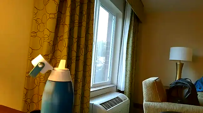 costanza7070 online show from February 27, 2025, 3:15 pm