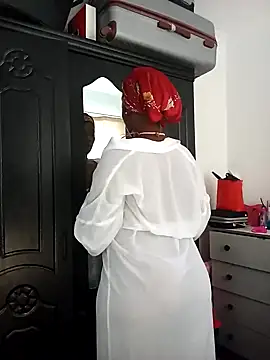 Snapshot of bigbootyboohle chatting on February 9, 2025, 9:47 am bigbootyboohle online show from February 9, 2025, 9:47 am