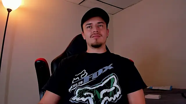 Snapshot of james_connor2 chatting on March 9, 2025, 6:43 pm james connor2 online show from March 9, 2025, 6:43 pm