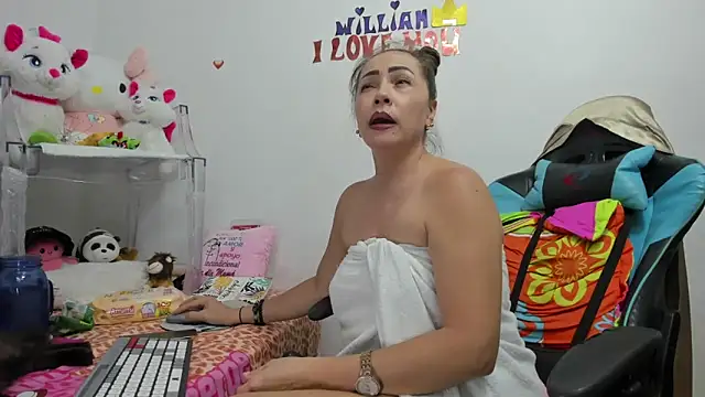 GatitaSexy Hotwet4u online show from January 29, 2025, 4:26 am