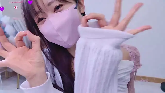 meg 0901 online show from March 21, 2025, 4:28 am