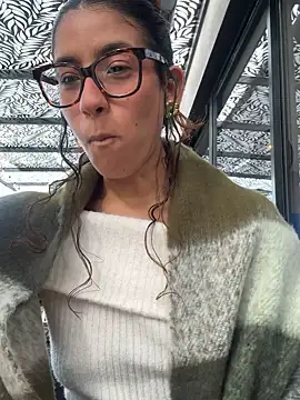 ValeriEvan online show from December 2, 2025, 8:37 pm