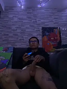 Cuervo maniaco online show from March 12, 2025, 6:07 am