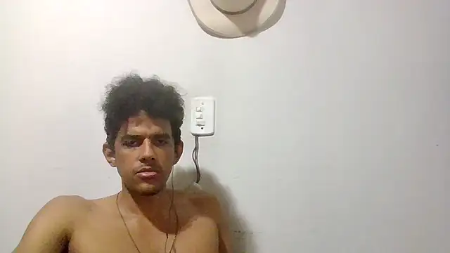 RenziTatte online show from November 11, 2025, 7:47 pm