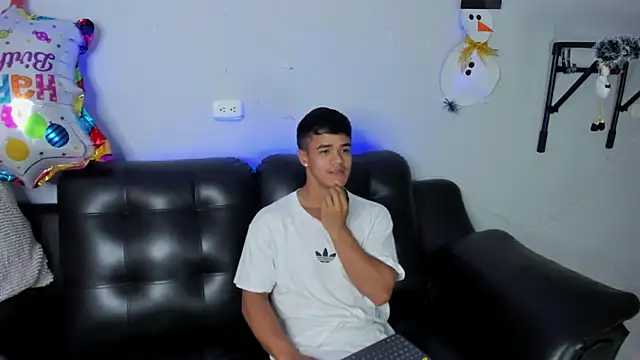 Rob saenz  online show from December 29, 2024, 1:49 pm