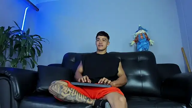 Rob saenz  online show from October 7, 2025, 1:08 pm