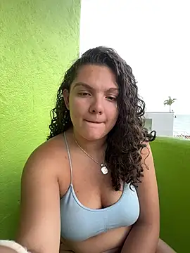 Snapshot of eva_y_marcelo chatting on February 3, 2025, 9:41 am eva y marcelo online show from February 3, 2025, 9:41 am