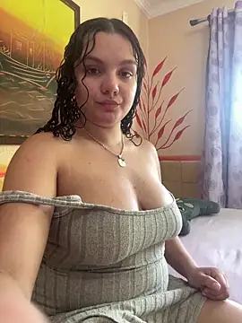 Snapshot of eva_y_marcelo chatting on February 5, 2025, 3:52 pm eva y marcelo online show from February 5, 2025, 3:52 pm