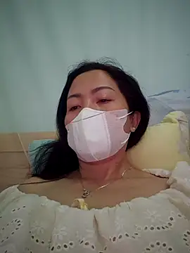 Baby-sexytits18 online show from October 28, 2025, 11:18 pm