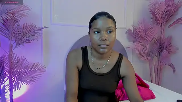 Snapshot of Isabellsmmith chatting on September 15, 2025, 7:03 pm Isabellsmmith online show from September 15, 2025, 7:03 pm