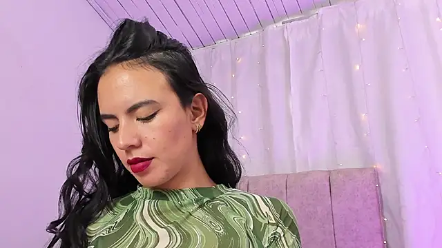 Snapshot of Zara_dulce chatting on January 27, 2025, 4:22 pm Zara dulce online show from January 27, 2025, 4:22 pm