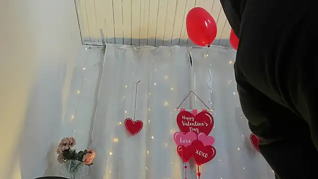 Snapshot of Zara_dulce chatting on February 19, 2025, 12:11 pm Zara dulce online show from February 19, 2025, 12:11 pm