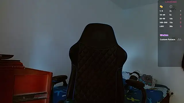 bray hotboy777 online show from December 4, 2025, 2:26 pm