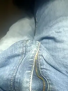 Snapshot of franko1987 chatting on January 17, 2025, 7:08 am franko1987 online show from January 17, 2025, 7:08 am