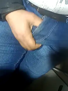 Snapshot of franko1987 chatting on March 3, 2025, 5:31 am franko1987 online show from March 3, 2025, 5:31 am