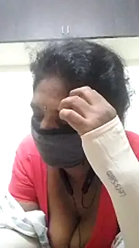 Snapshot of Tamil--Rani chatting on December 17, 2024, 4:00 pm Tamil--Rani online show from December 17, 2024, 4:00 pm